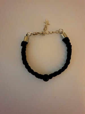 Pulsera de hilo negro Pulsera de hilo negro